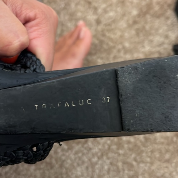 Sandals - Picture 6 of 6